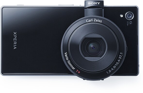 Photo of the DSC-QX100 attached to a smartphone