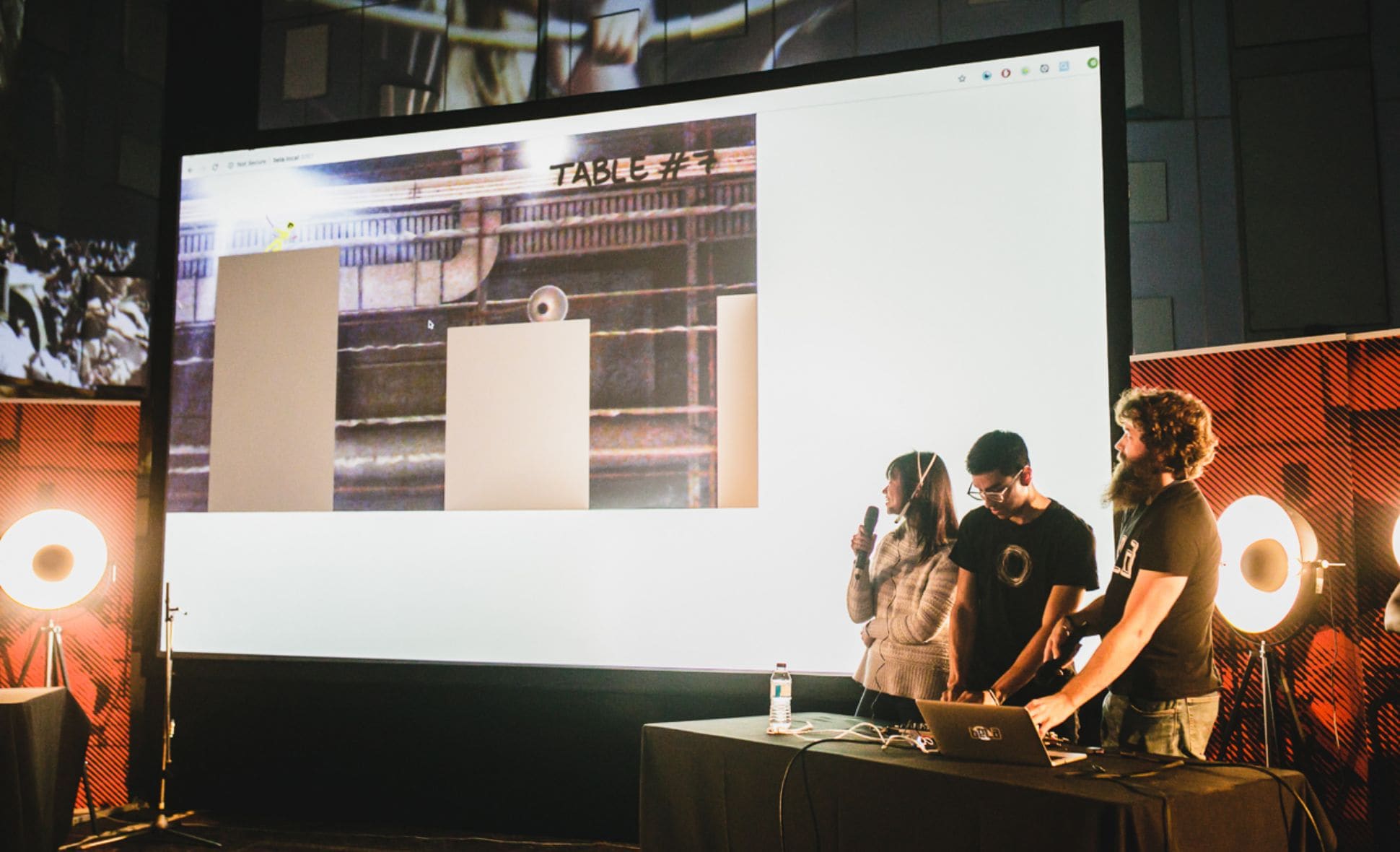 Photo of Martinez Marco and research members giving a presentation at a conference