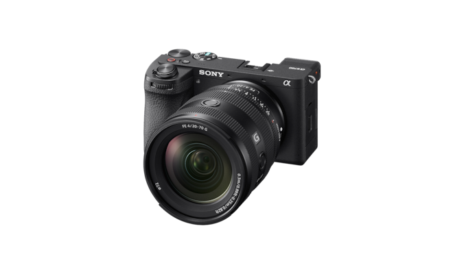 Image of the camera front with SEL2470G Lens