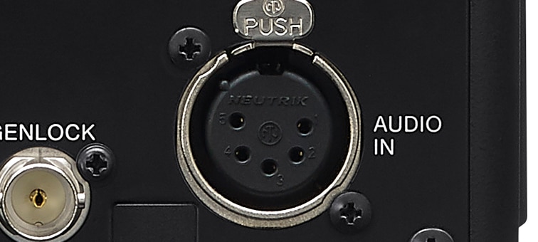 Product image of the FR7 XLR 5-pin connector